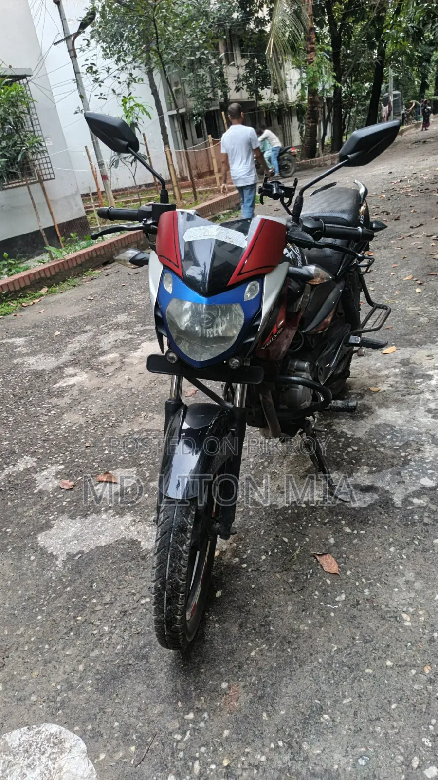 Bajaj Pulsar 135 LS 2011 Black