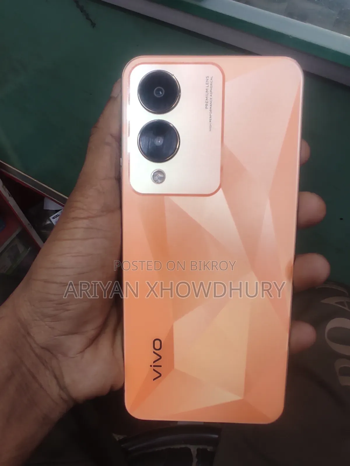New Vivo Y17s 128 GB Orange