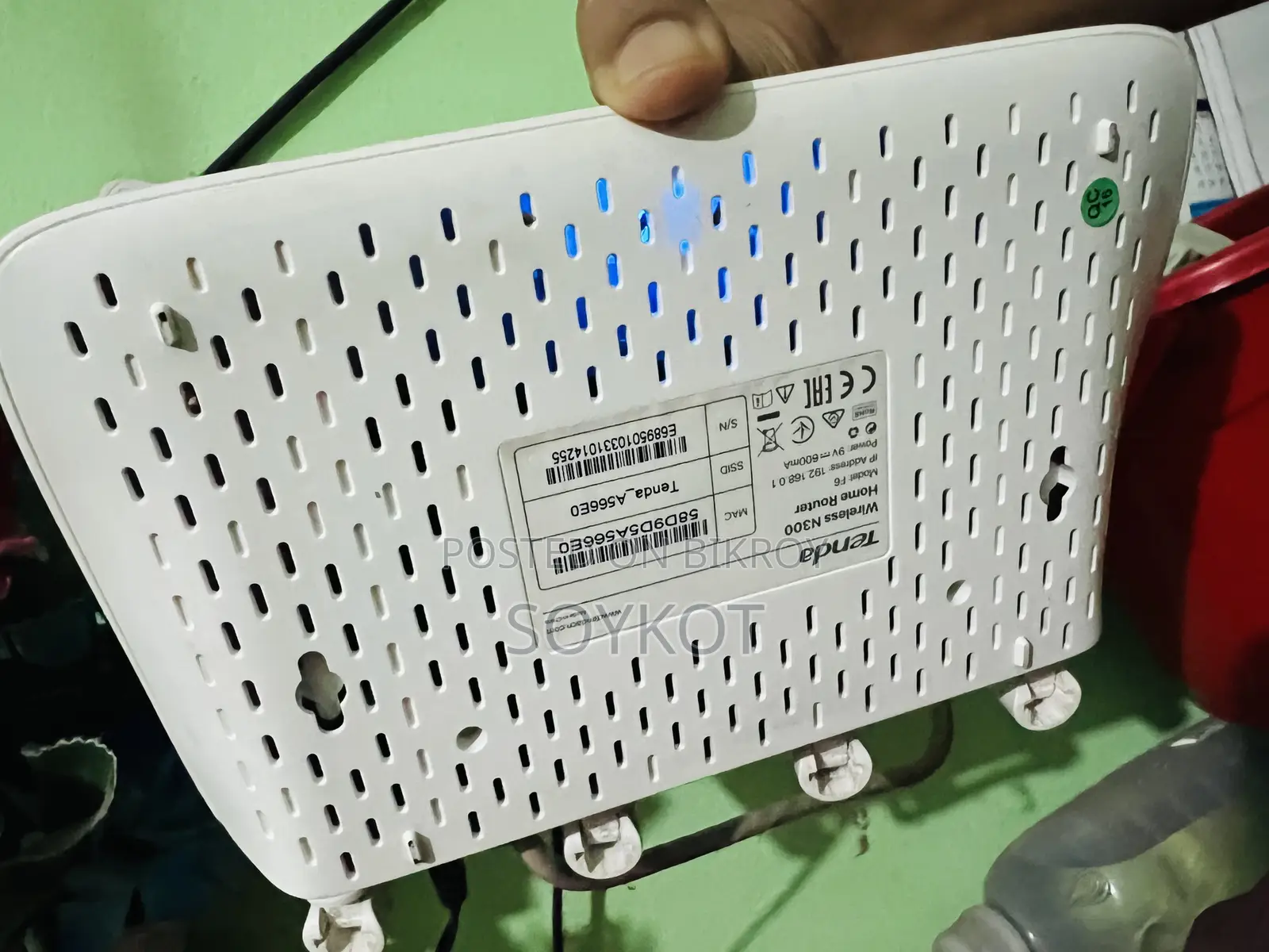 Tenda F6 Router