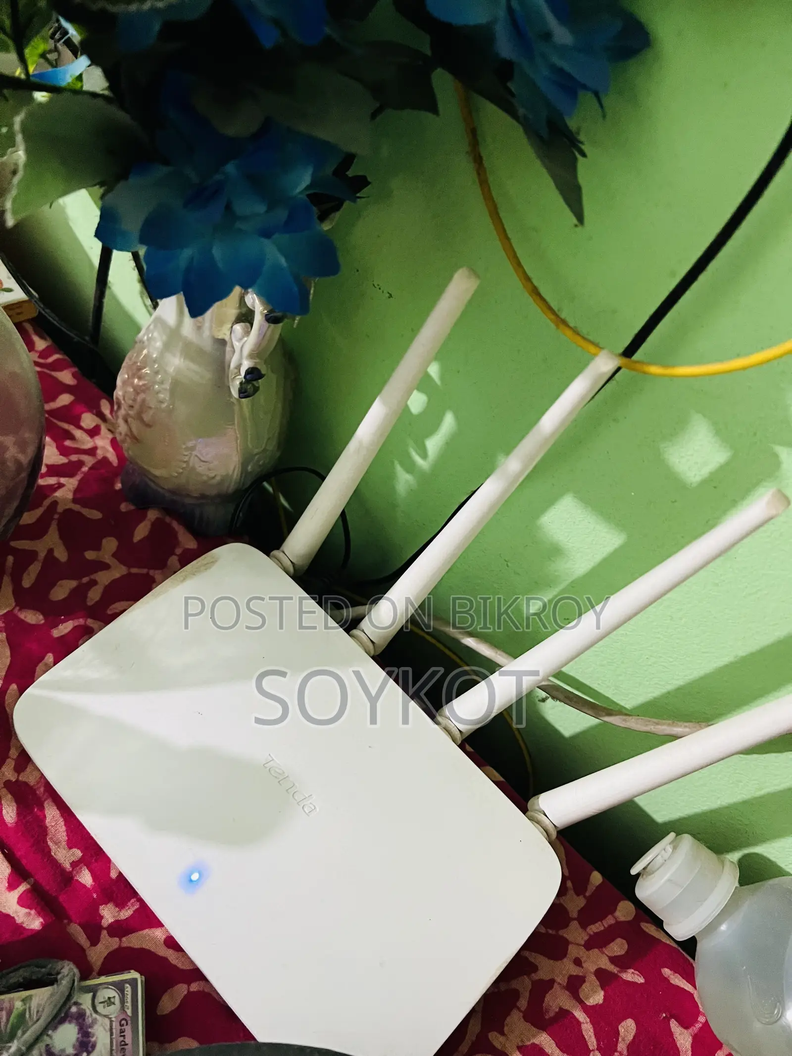 Tenda F6 Router