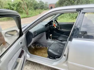 Toyota Corolla Sedan Automatic 1997 Silver