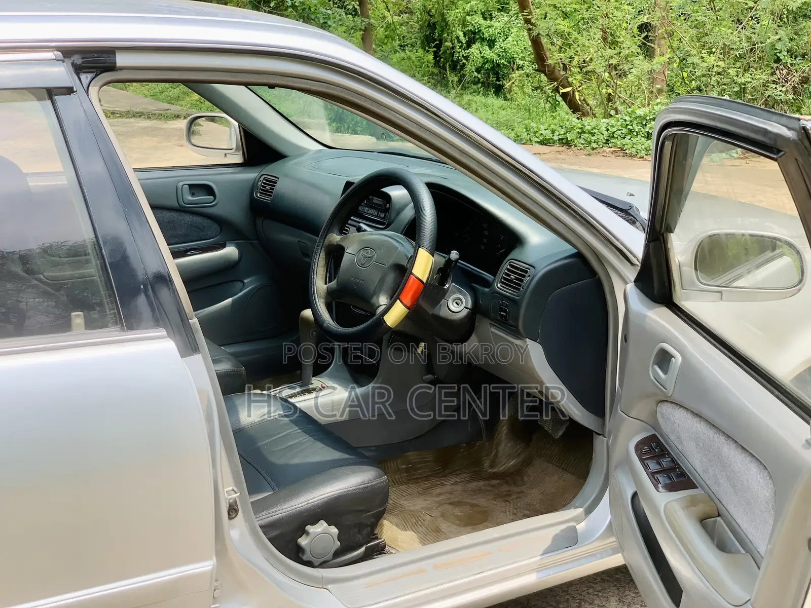 Toyota Corolla Sedan Automatic 1997 Silver