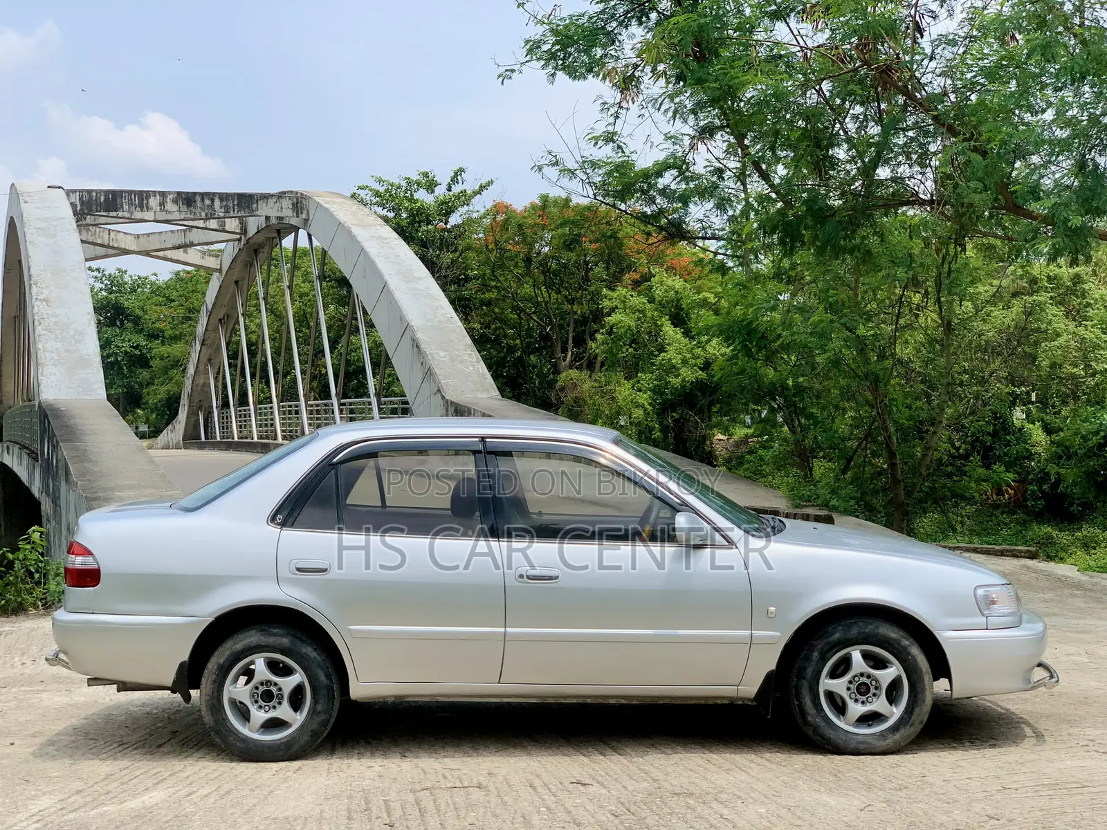 Toyota Corolla Sedan Automatic 1997 Silver