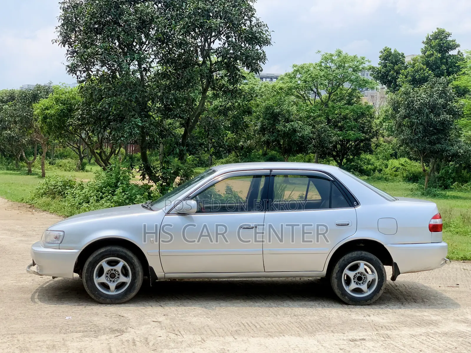 Toyota Corolla Sedan Automatic 1997 Silver