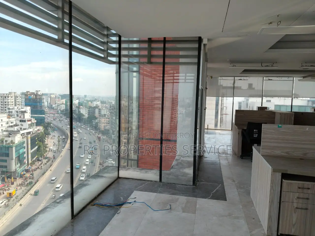 6100sft Nice Commercial Decorated Furnished Office Rent Uttara.
