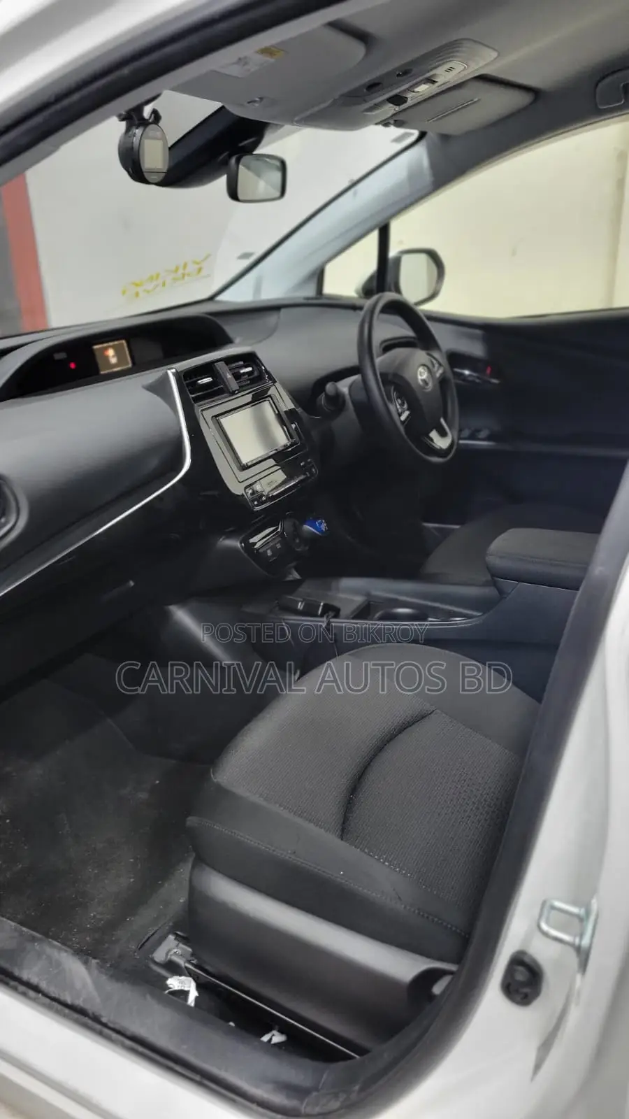Toyota Prius 2020 Pearl