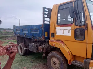 Ashok Leyland 1012 Tipper