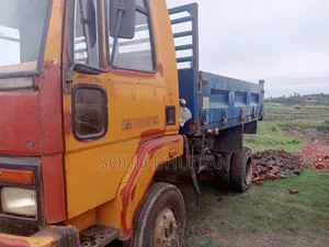 Ashok Leyland 1012 Tipper