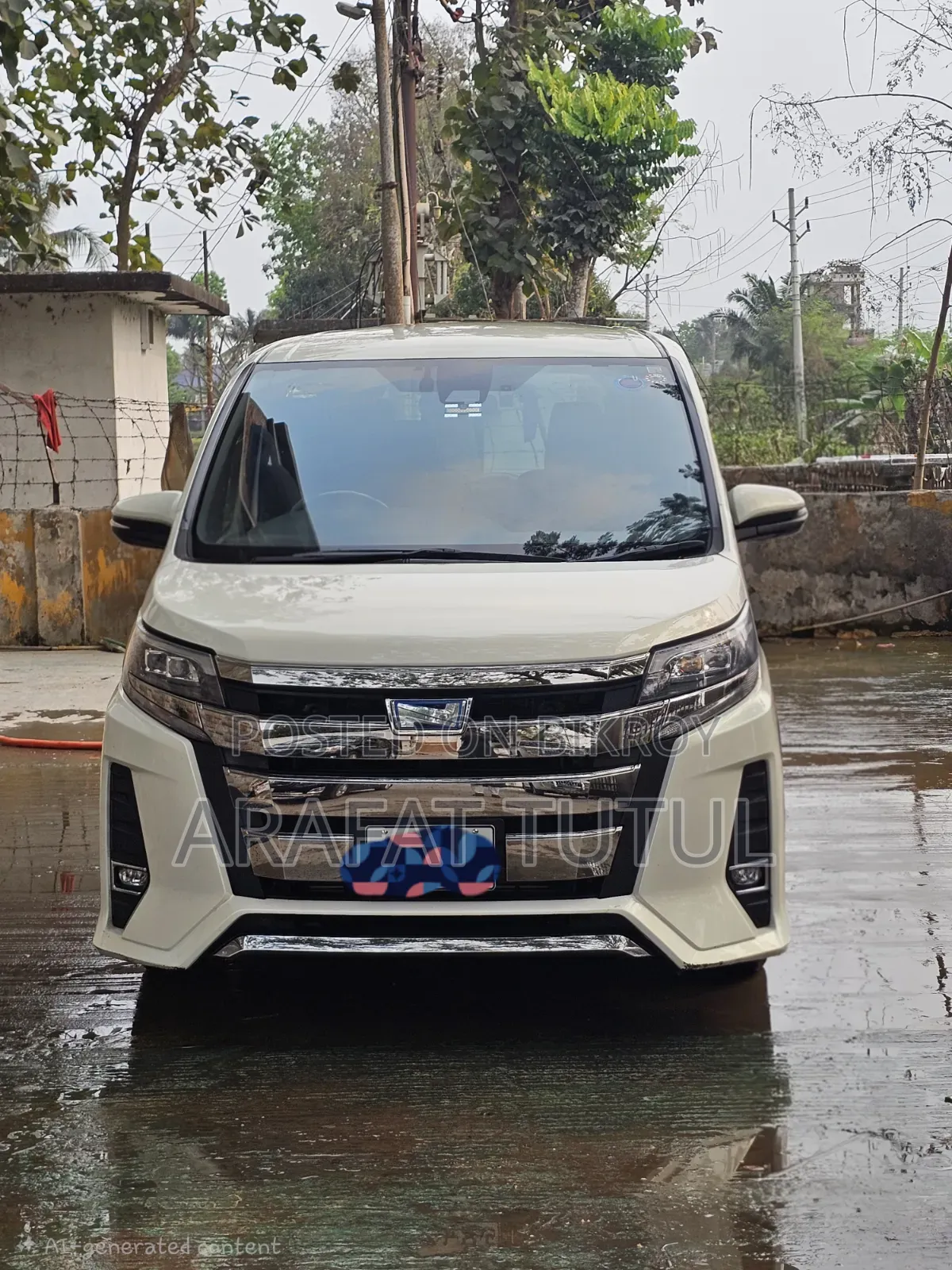 Toyota Noah 1.8 FWD Hybrid (7 Seater) 2018