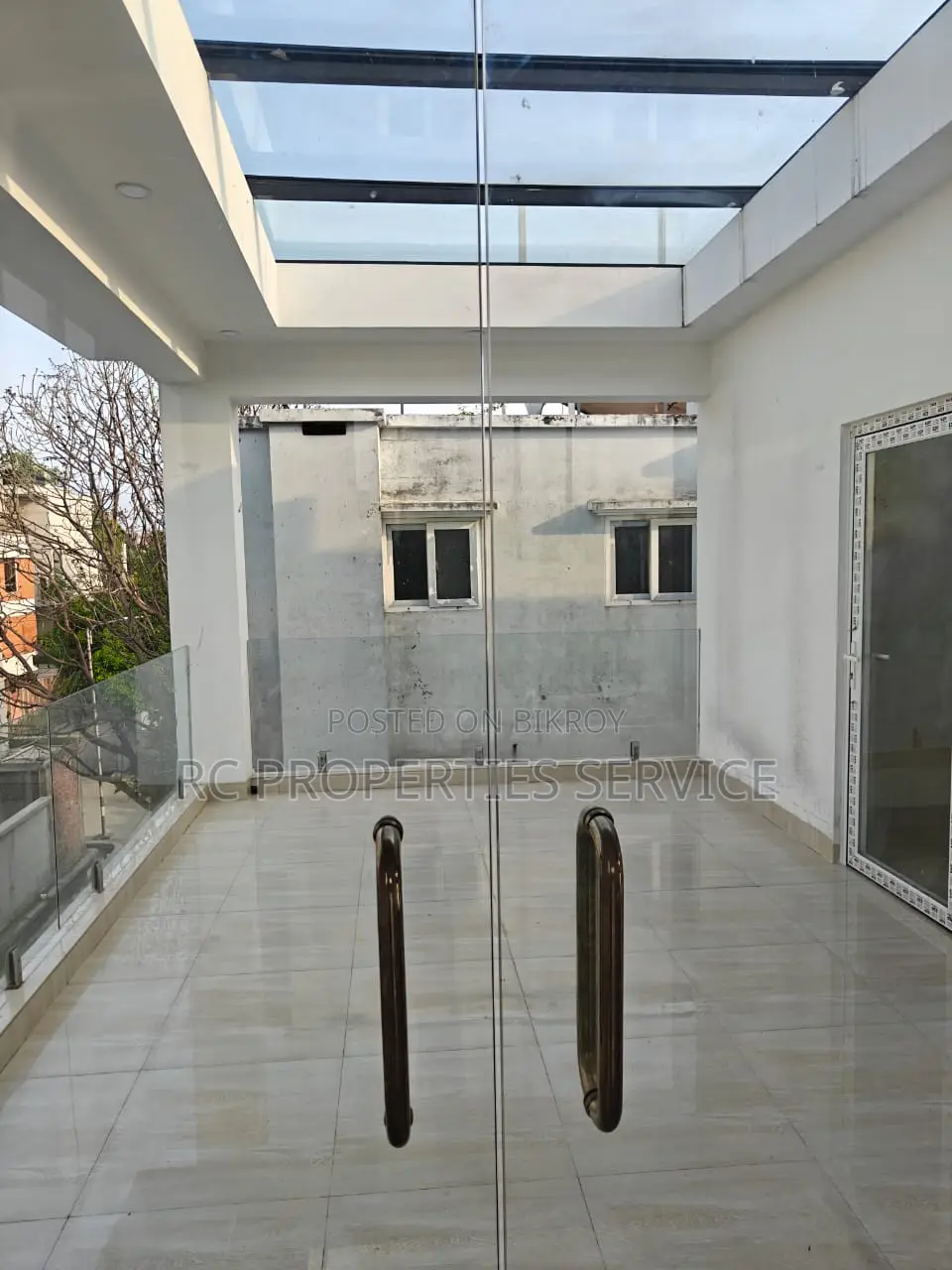 4200sft Nice Office Building Rent in Nikunjo-1