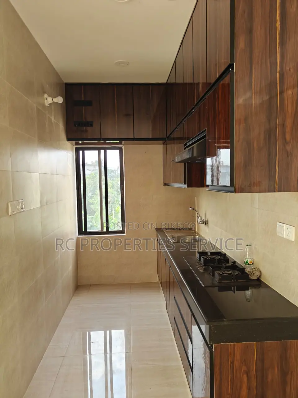4200sft Nice Office Building Rent in Nikunjo-1