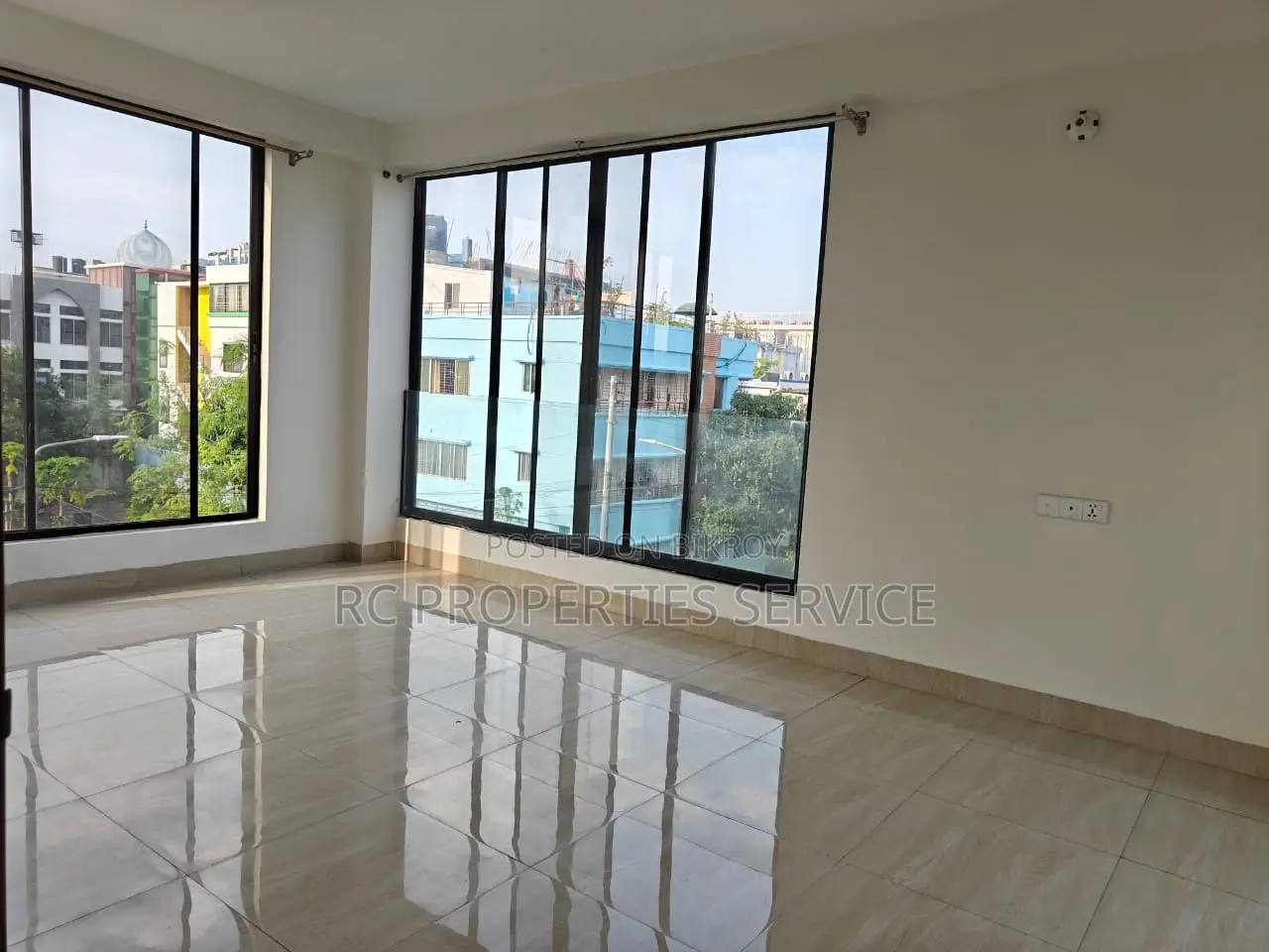4200sft Nice Office Building Rent in Nikunjo-1