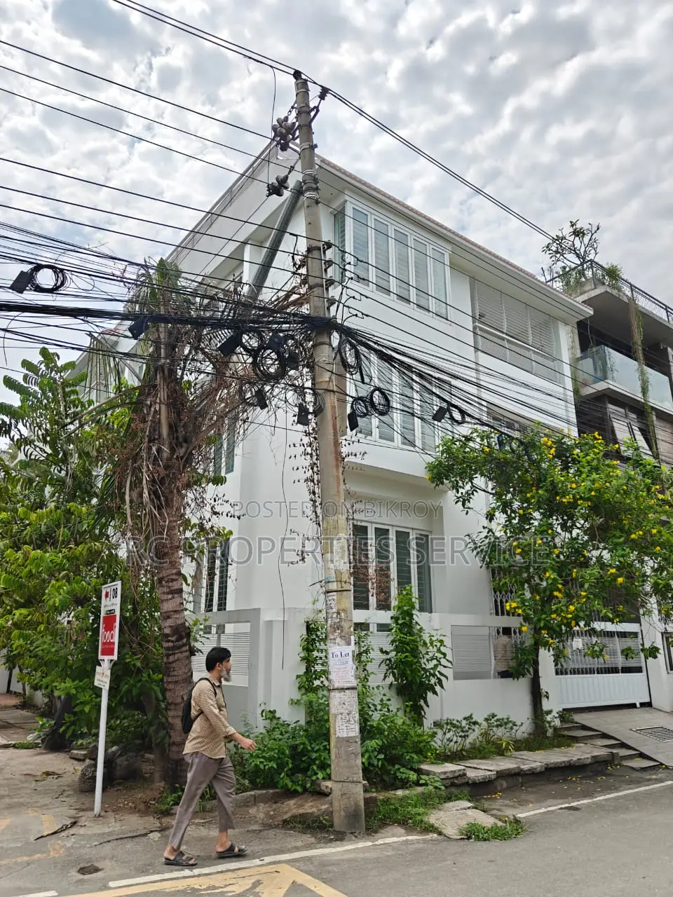 Nice House Office Rent in Nikunjo-1