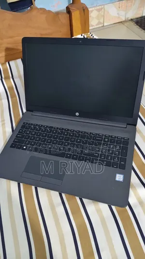 Laptop HP 250 G7 8GB Intel Core I3 SSD 1T