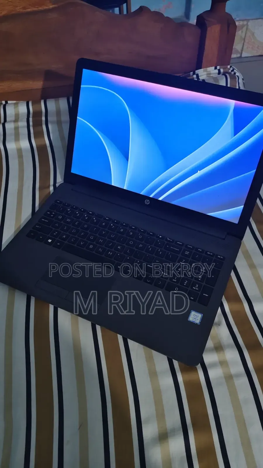 Laptop HP 250 G7 8GB Intel Core I3 SSD 1T