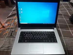 Desktop Computer Lenovo 4GB Intel Core i3 eMMC 128GB