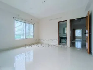 Furnished 3bdrm Apartment in Dakhina Kunjo, Banasree for Sale