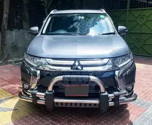 Mitsubishi Outlander 2018 Gray