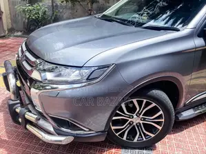 Mitsubishi Outlander 2018 Gray