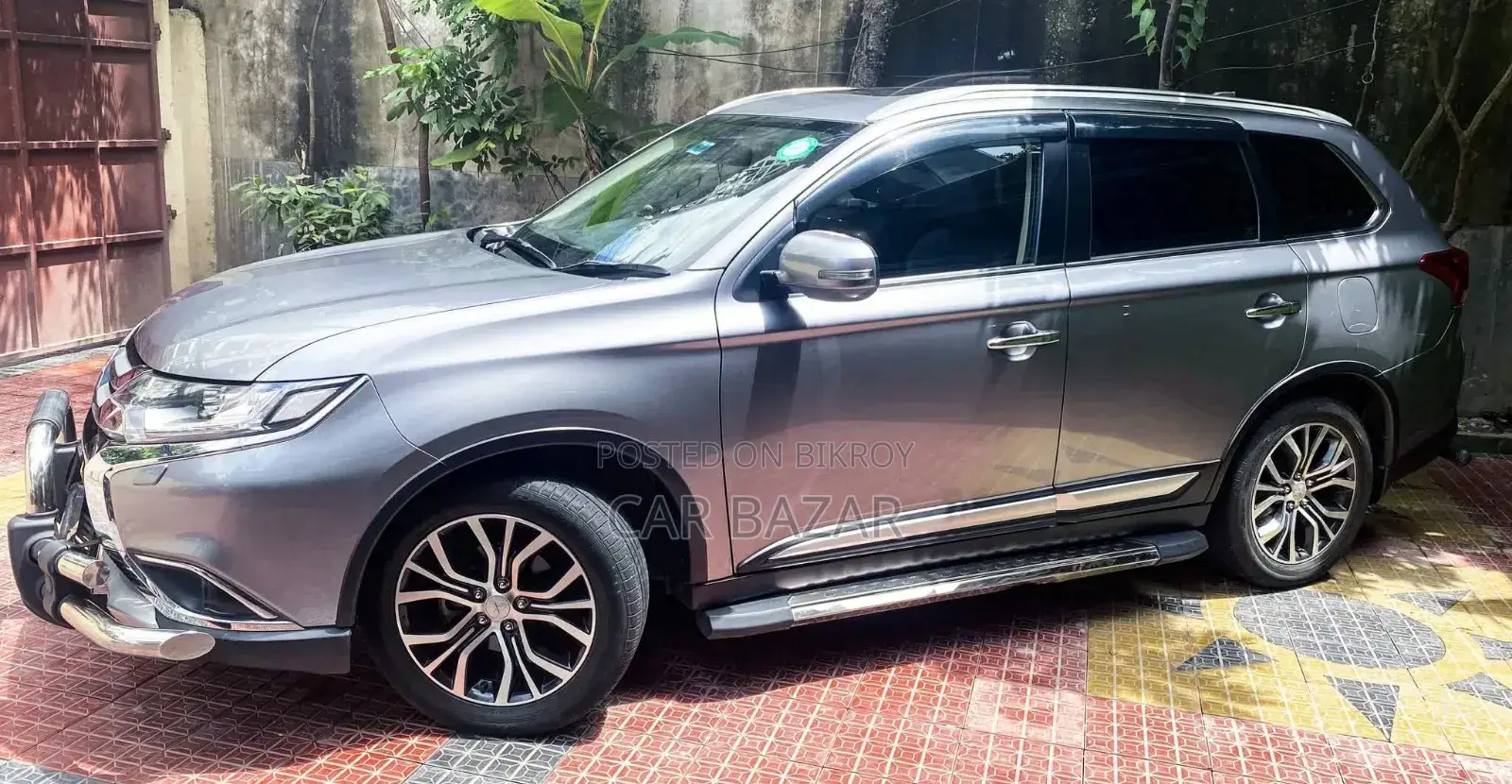 Mitsubishi Outlander 2018 Gray