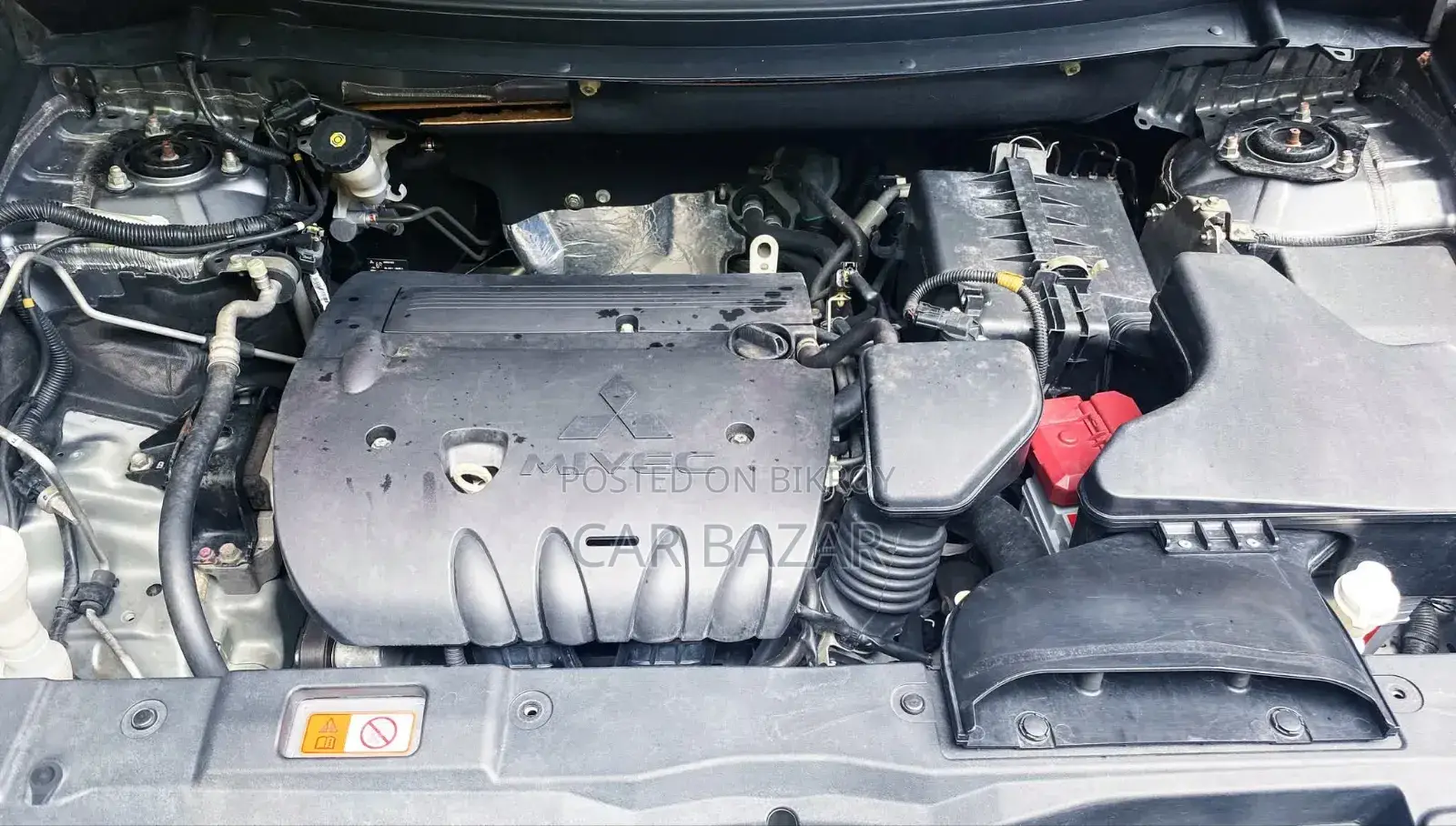 Mitsubishi Outlander 2018 Gray