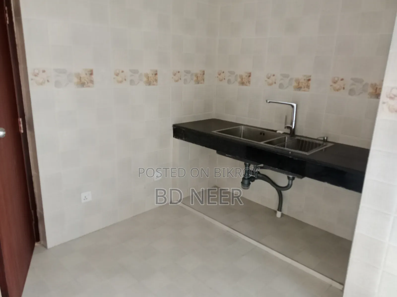 4 Bedroom Apartment in Gulshan for Rent