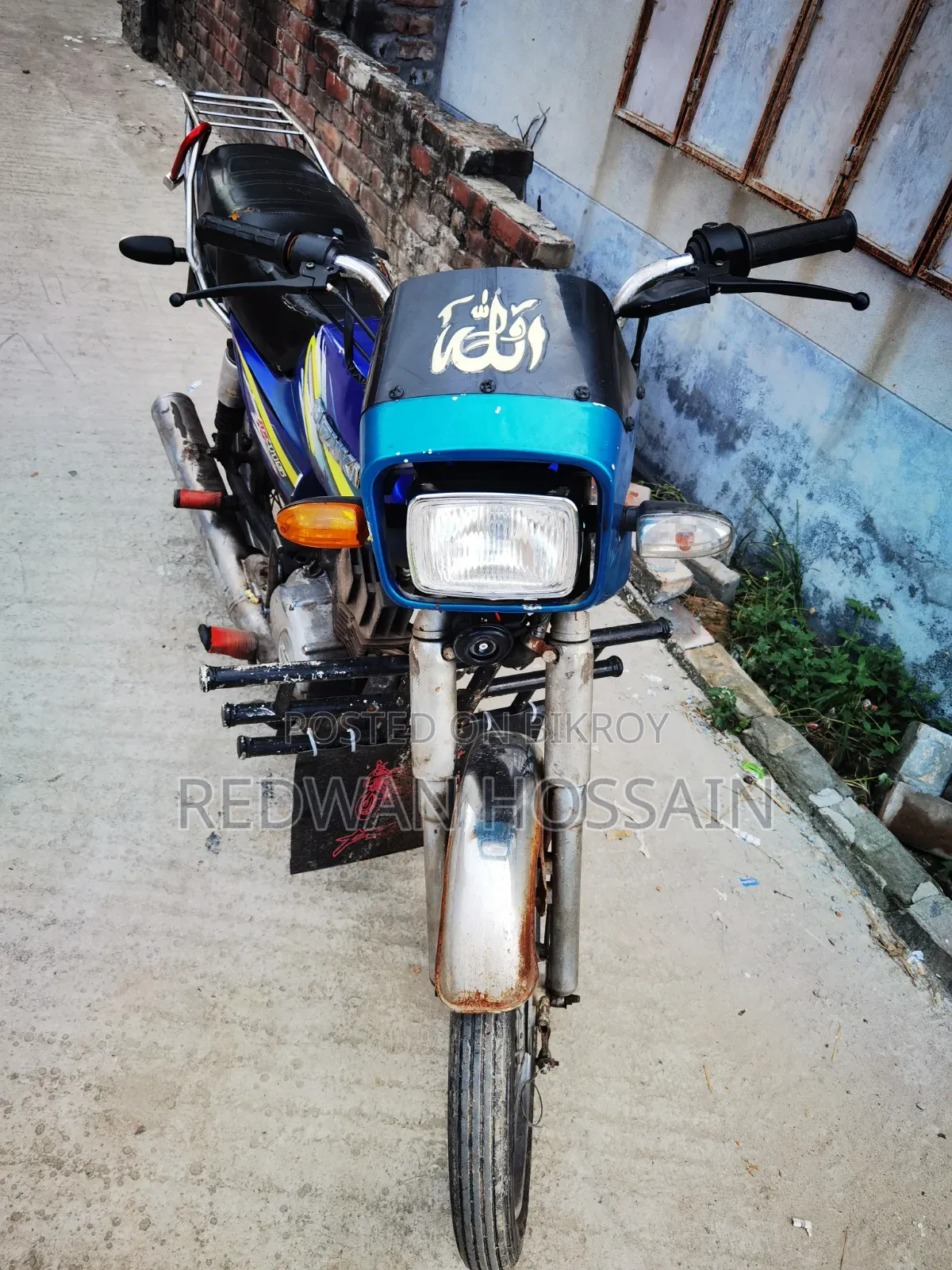 Suzuki 2000 Blue