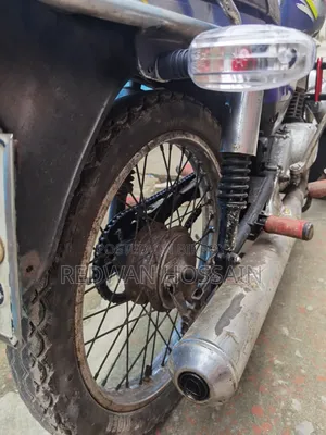 Suzuki 2000 Blue