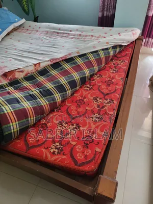 6/7 King-Size Bed