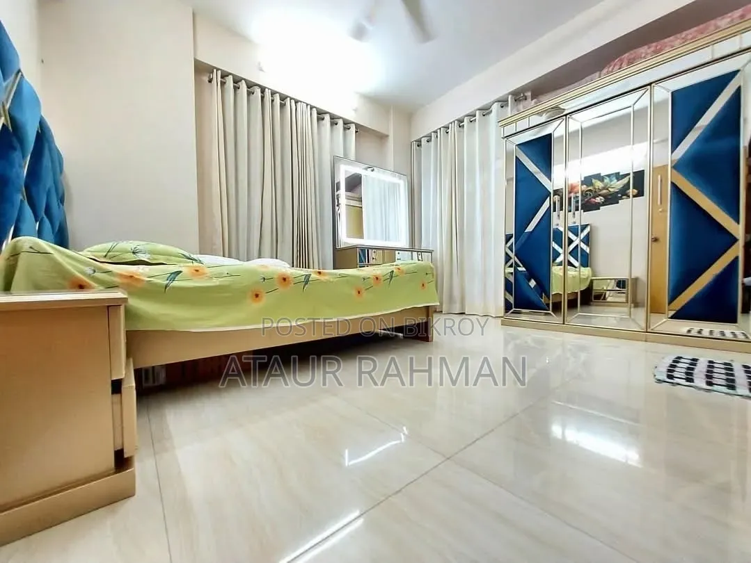 Furnished 3bdrm Apartment in Jams Silver Spring, Basundhara for Sale
