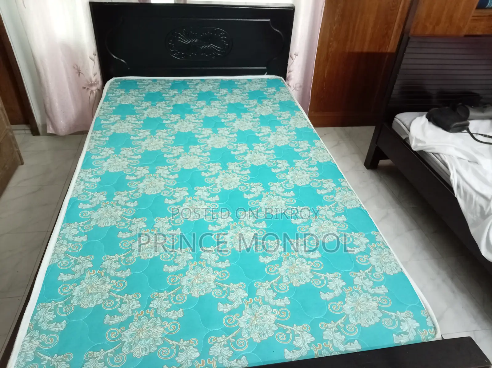 Semi Double Bed
