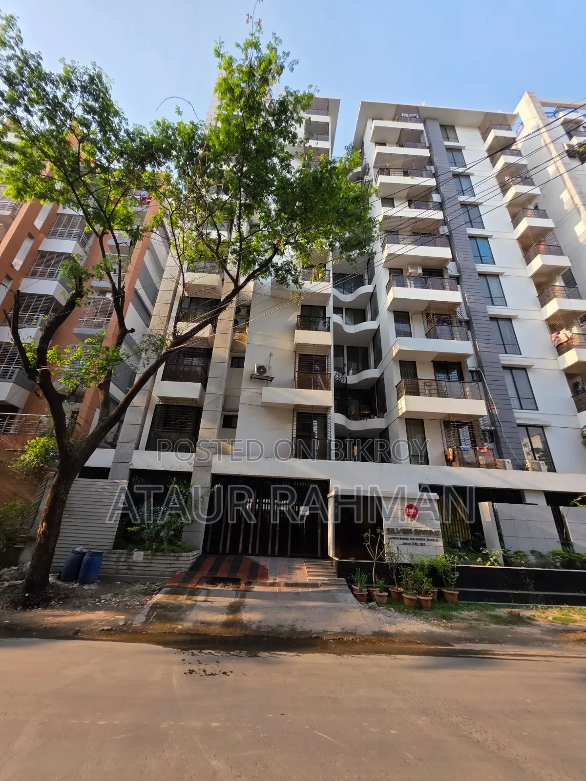 Furnished 3bdrm Apartment in Jams Silver Spring, Basundhara for Sale