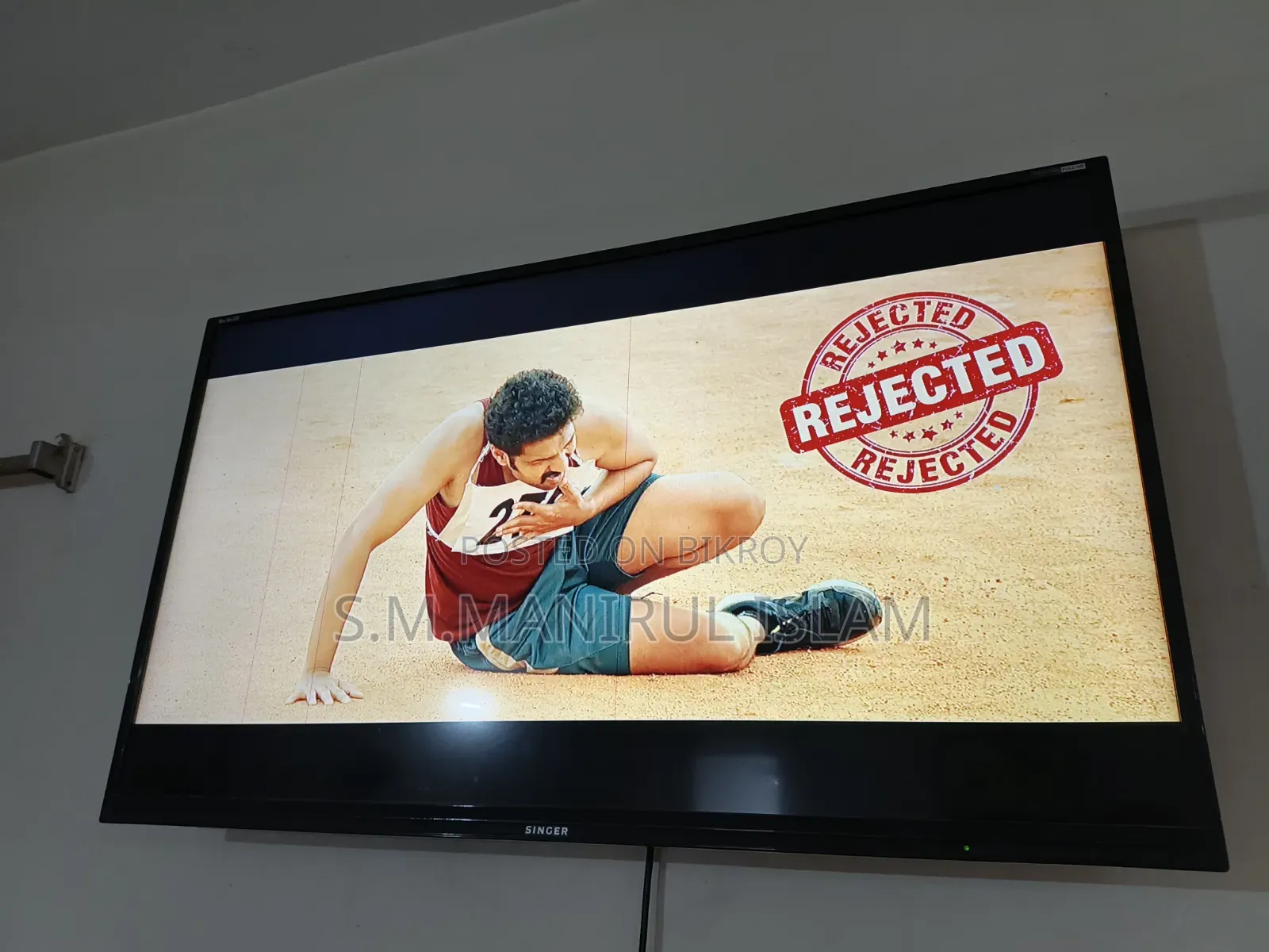 Singer: 40-inch TV