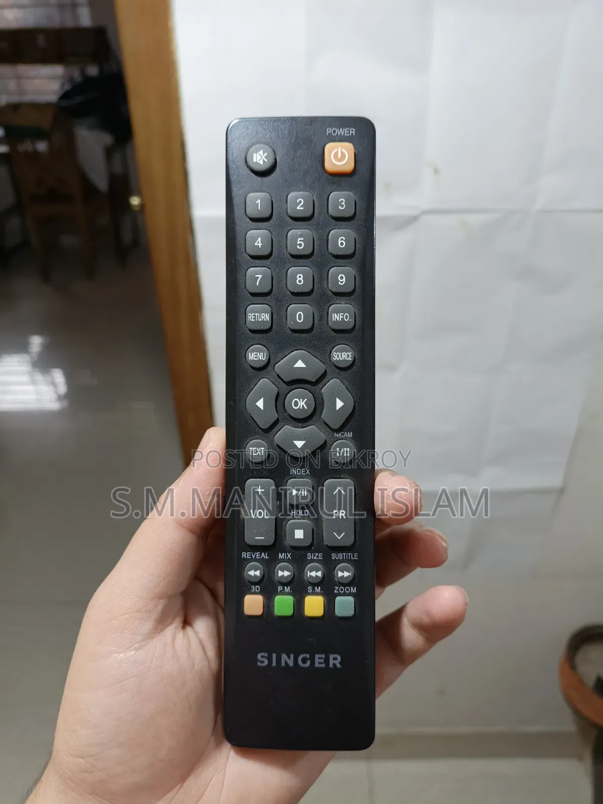 Singer: 40-inch TV