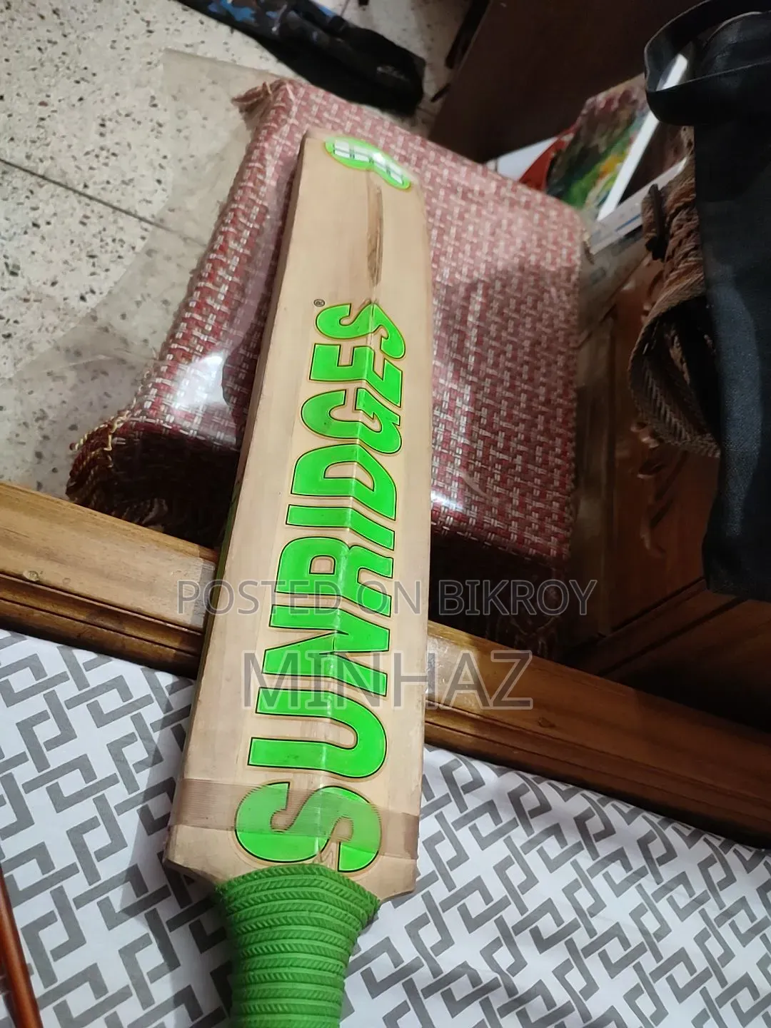 SS Sundriges Kashmir Willow, Good Condition, Bag Free