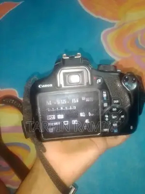 Canon 1200D
