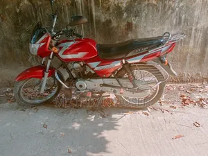 Bajaj CT 100 2012 Red