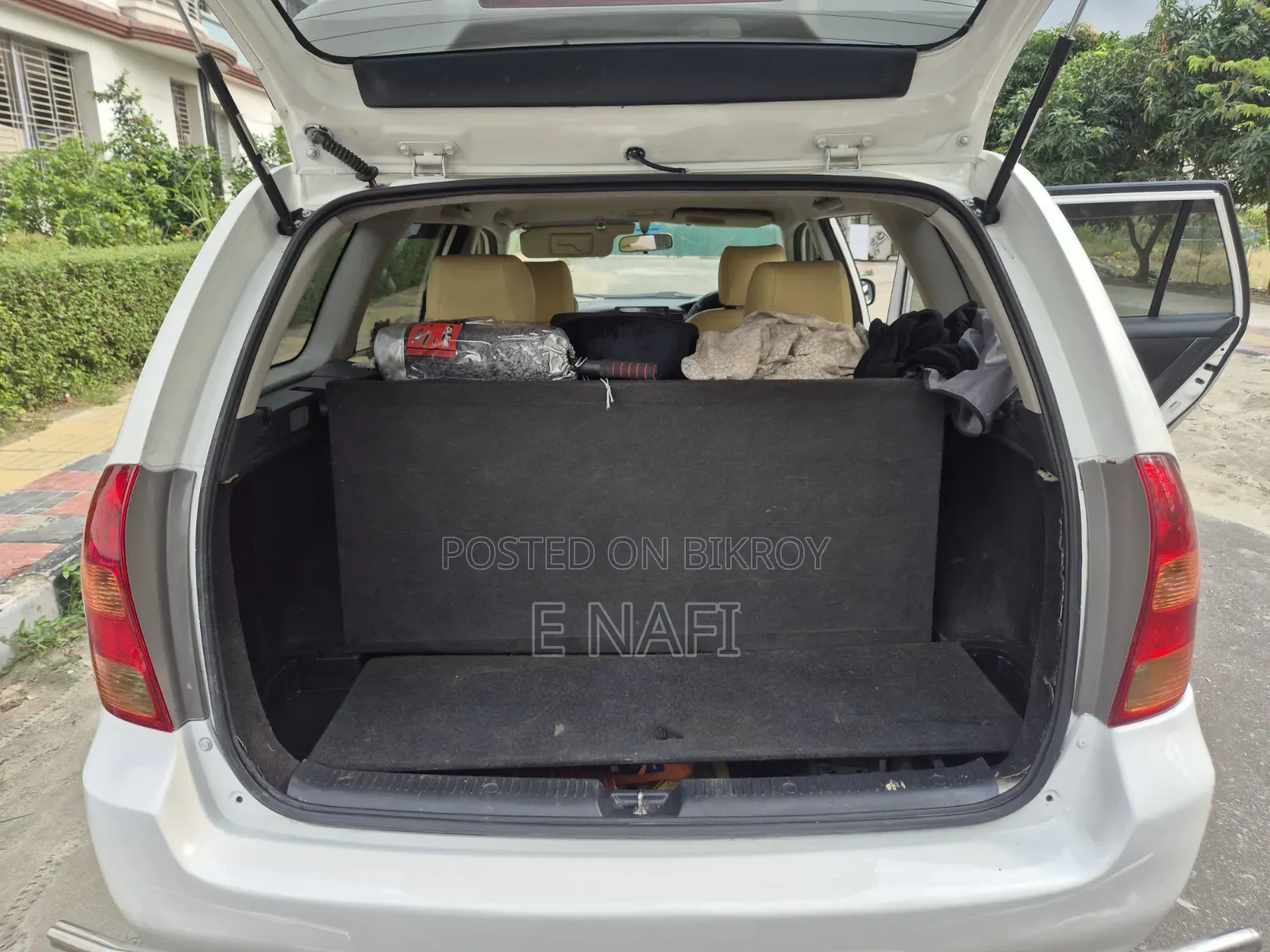 Toyota Corolla Fielder 2004 White