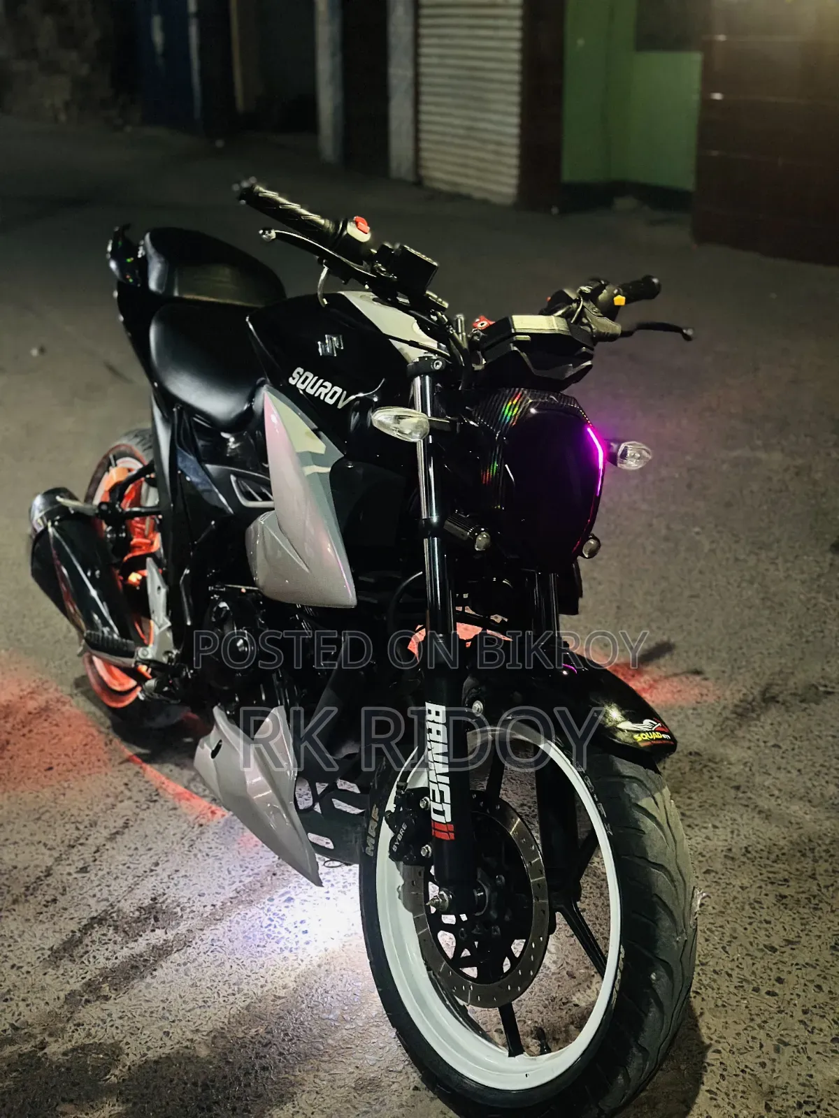 Suzuki 2025 Black