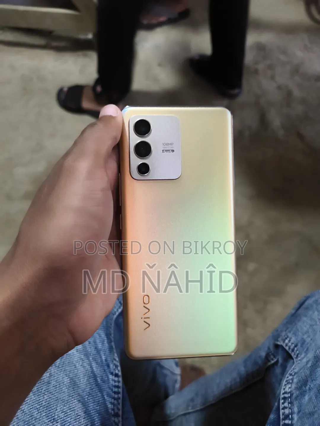 Vivo V23 128 GB Gold