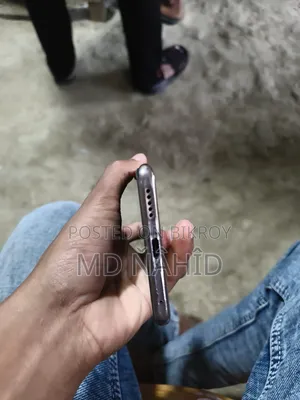 Vivo V23 128 GB Gold