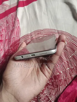 Oppo A7 32 GB Gold