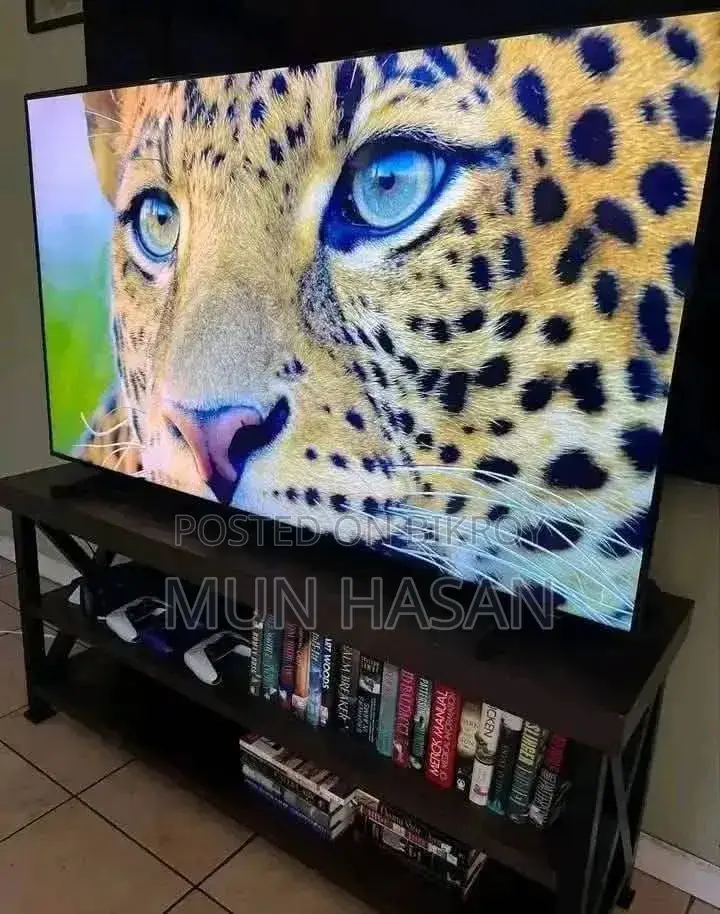 Samsung 32" QLED 4GB RAM Smart TV