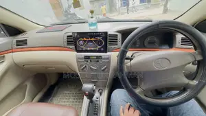 Toyota Corolla 2004 White