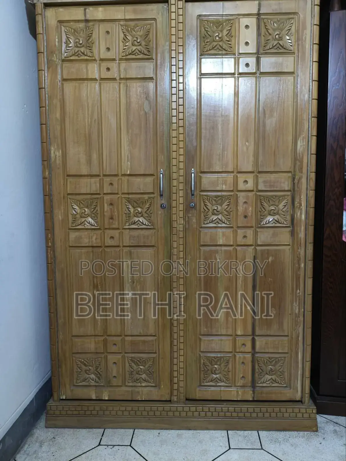 সেগুন কাঠের আসবাবপত্র (কাস্টম মেইড)