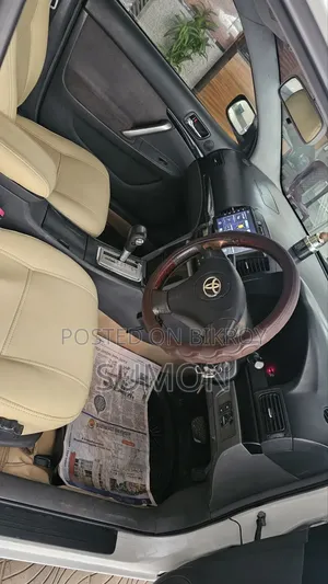 টয়োটা অ্যালিওন ২০০৫ সিলভার