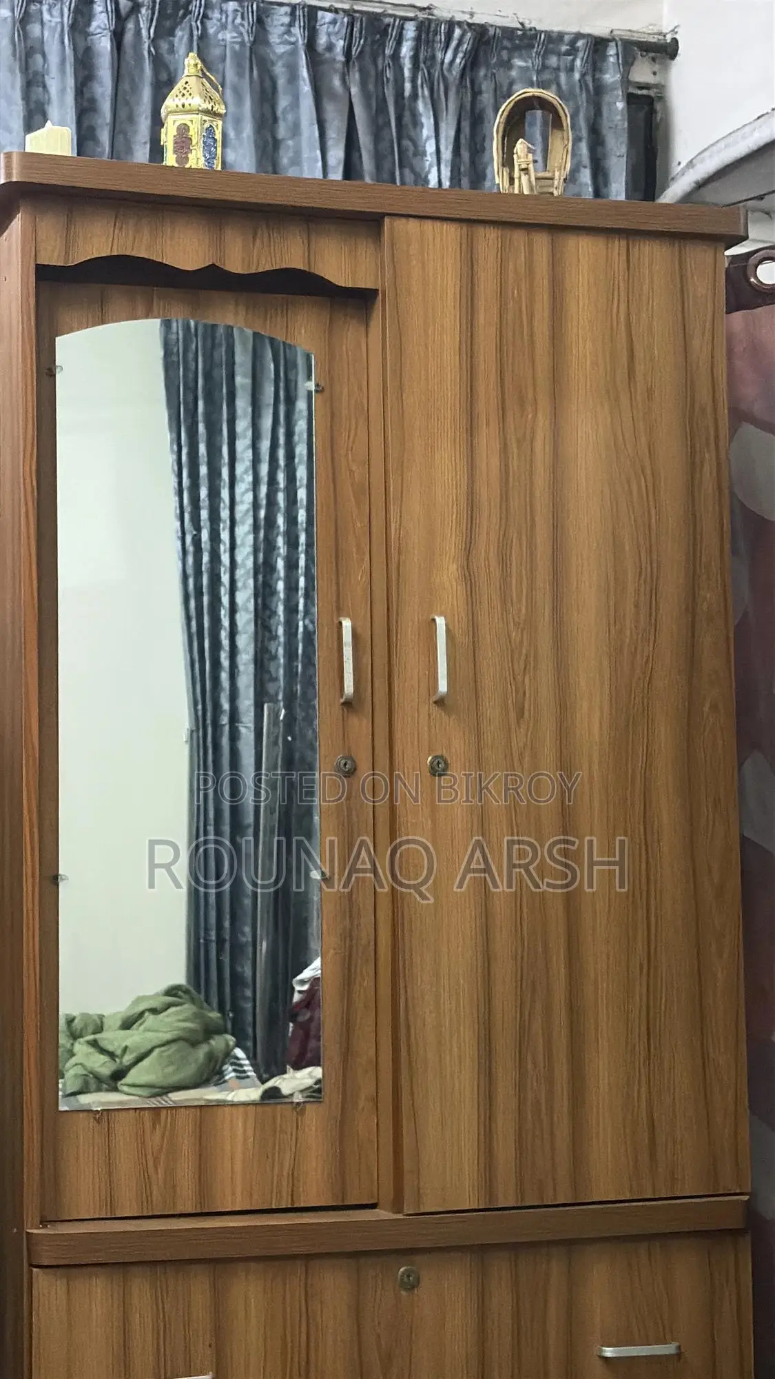 ডাবল ডোর ওয়ারড্রোব