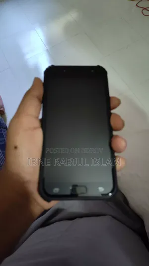 Samsung Galaxy J7 Pro 64 GB Black