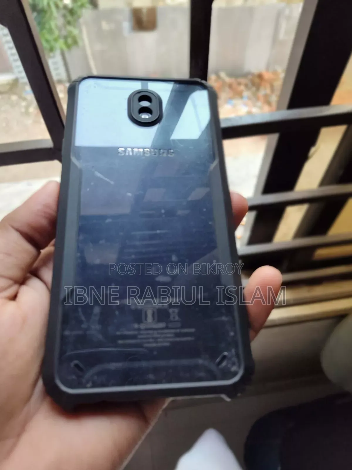 Samsung Galaxy J7 Pro 64 GB Black