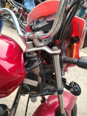 Runner AD 80S Alloy 2017 Red